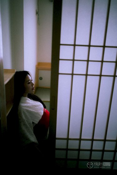 女式开襟睡衣裙子做双人运动